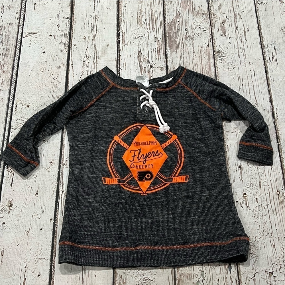 Women's Philadelphia Flyers Gray NHL Hockey Hoodie Shirt